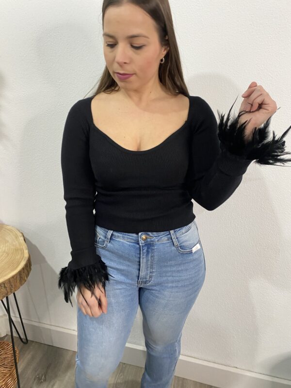 Top negro plumas - Imagen 2