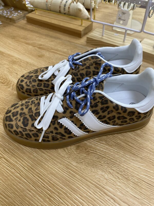 Tenis leo - Imagen 2